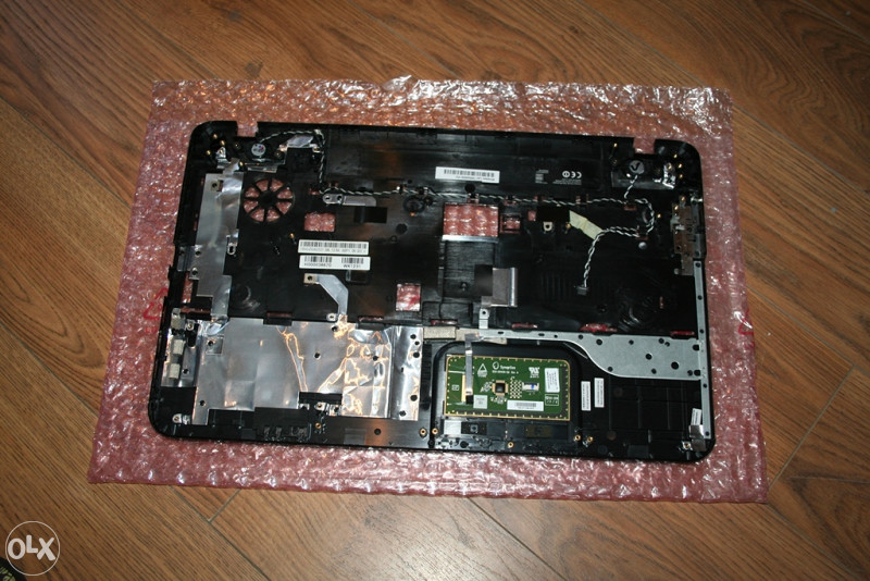 Toshiba Satellite C85x Cover sa TP-om - H000038670