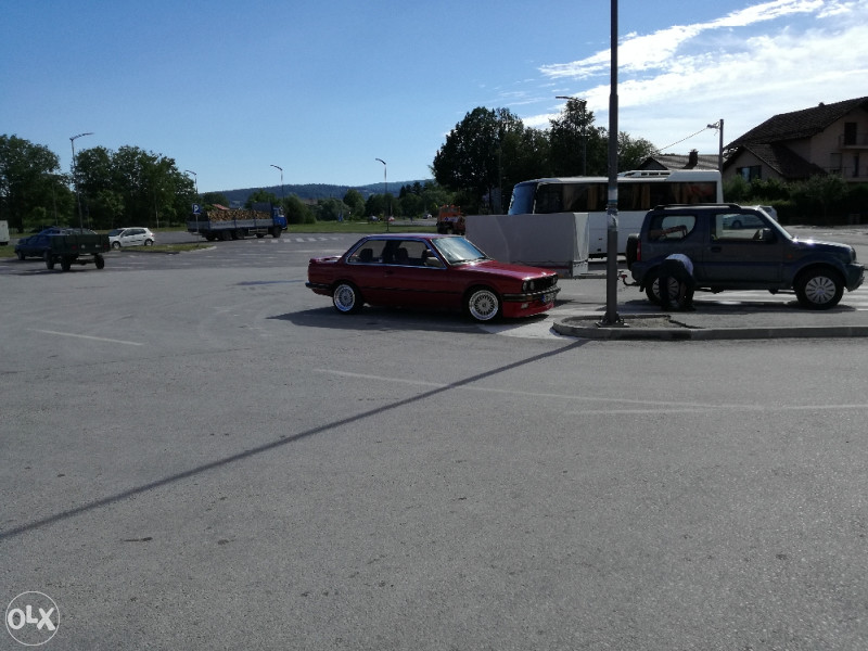 BMW e30