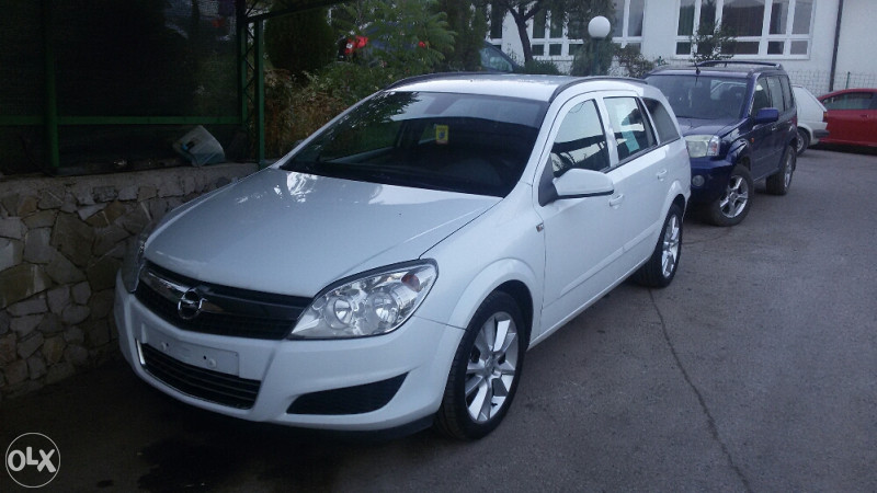 Opel Astra 2007.g cdti full extra stanje tek uvezena