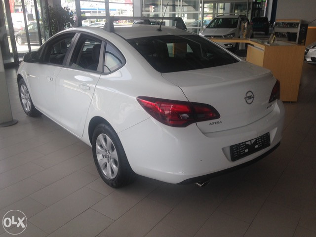 OPEL ASTRA 1.4 TURBO/LPG