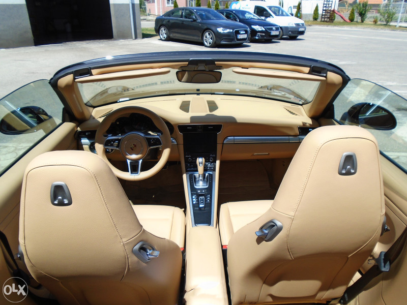 Porsche 911 Carrera 4 Cabriolet