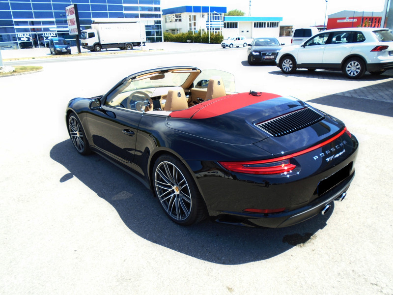 Porsche 911 Carrera 4 Cabriolet