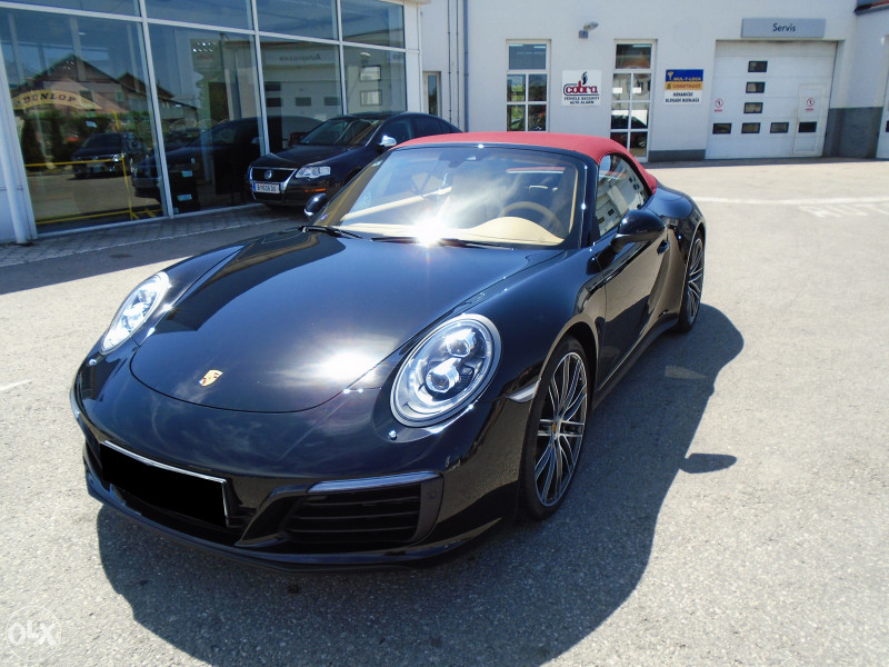 Porsche 911 Carrera 4 Cabriolet