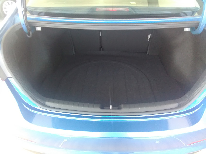 HYUNDAI ELANTRA 1.6 MPI