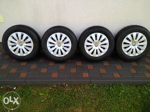ZIMSKE GUME GOODYEAR ULTRA GRIP 9