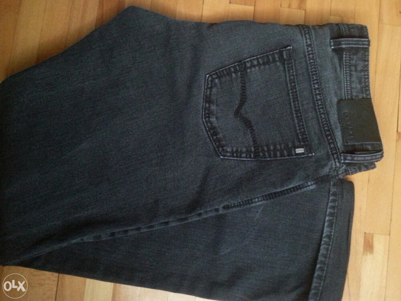 Inhalen kleinhandel bijnaam Pionier jeans casuals MARC hlace - Jeans - OLX.ba