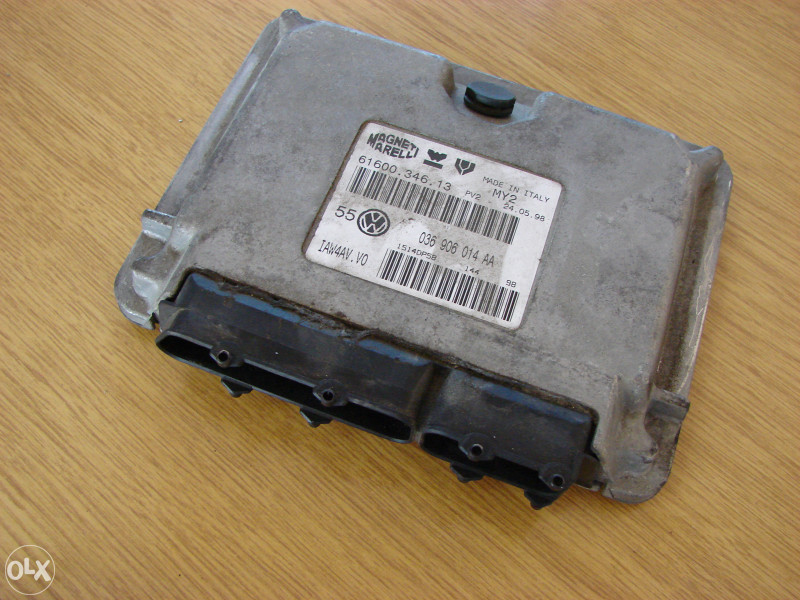 RAČUNAR VW Golf 4 1999. godište - ECU jedinice/Procesori/Kompjuteri za ...