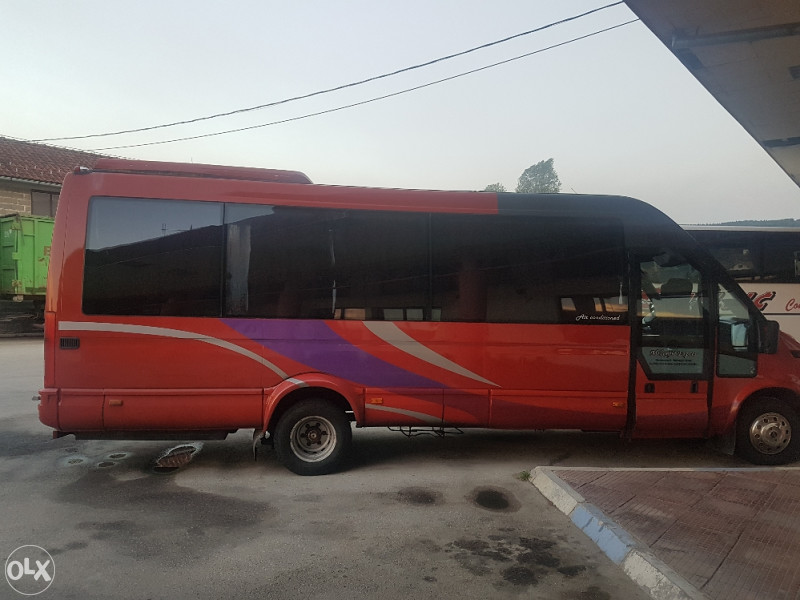 Autobus minibus