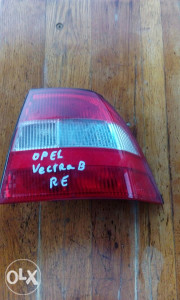 Opel vectra B - desno stop svjetlo