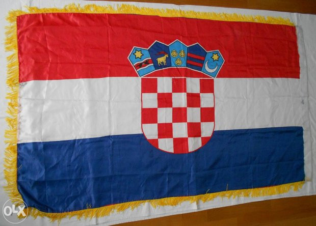 Hrvatska zastava sa zlatnim resama 150 x 250