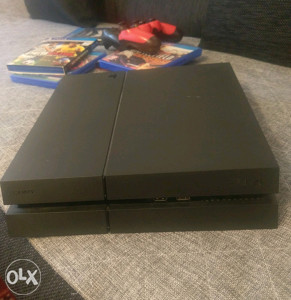 Play station 4