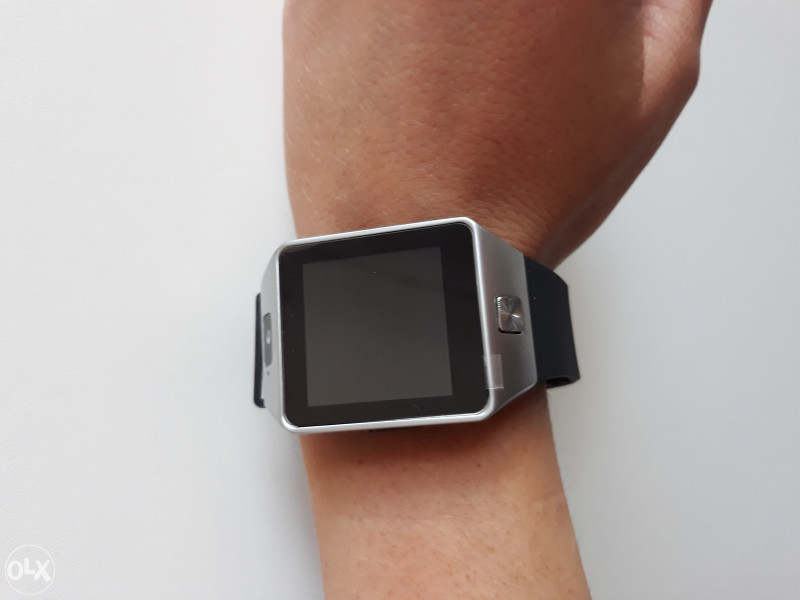 Smart watch (sat) Smartwatch (pametni satovi) OLX.ba
