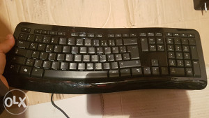 Microsoft zakrivljena tastatura
