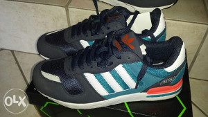Patike Adidas muske 44 broj