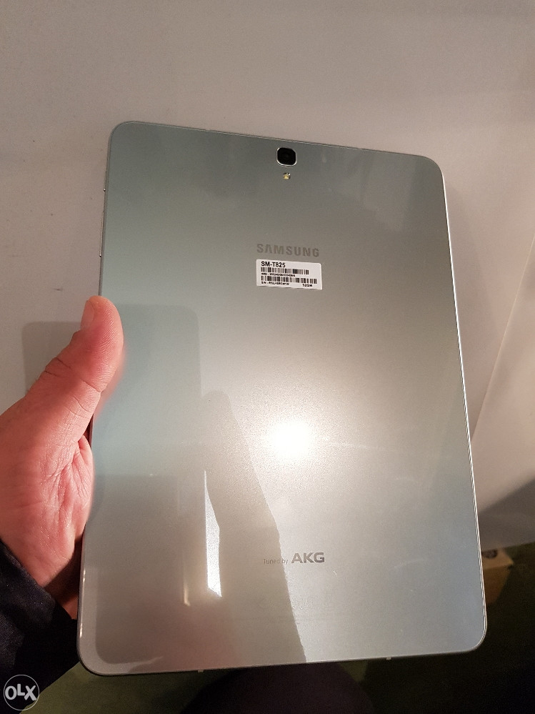 Samsung Galaxy Tab S3 9.7 SM-T825