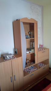 Komoda za dnevni boravak /vitrina Cazin
