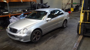 Mercedes S 320 CDI prodaja u dijelovima