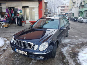 Mercedes-Benz E 270