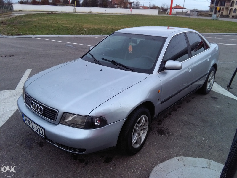 Audi A4 1.8 sekv plin