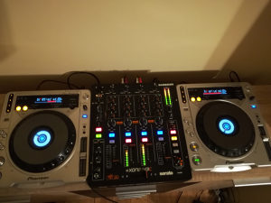 Pioneer CDJ 800 MK2