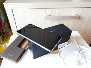 Huawei P8, titanium grey