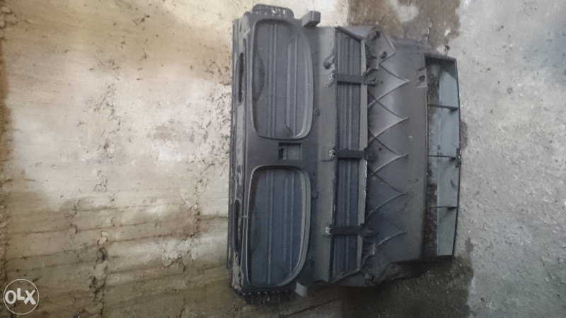 Bmw x6 dijelovi 2011