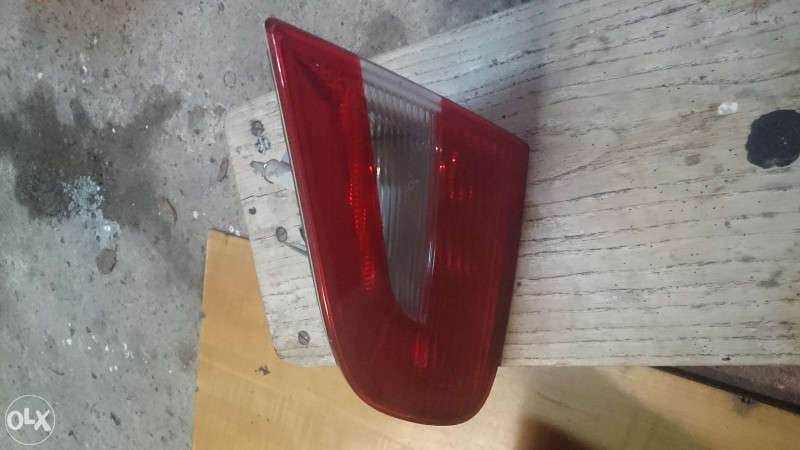 Stop svjetlo skoda superb