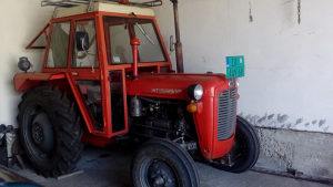Staklo za traktore, traktorska stakla IMT 539