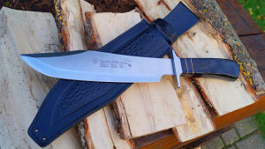 Smit and Wesson Bowie knife .made in USA