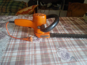 Black&Decker el. škare-makaze za živicu