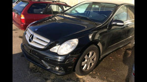 Mercedes R dijelovi kompletna u dijelovima