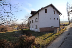 Kuća i zemljište u Tetovu, Zenica