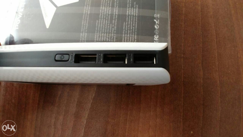 Eksterna baterija powerbank 20000 mAh punjac za laptop