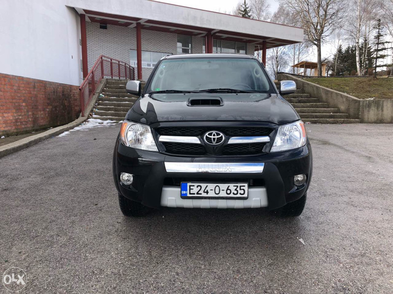 TOYOTA Hilux 3.0 D4D