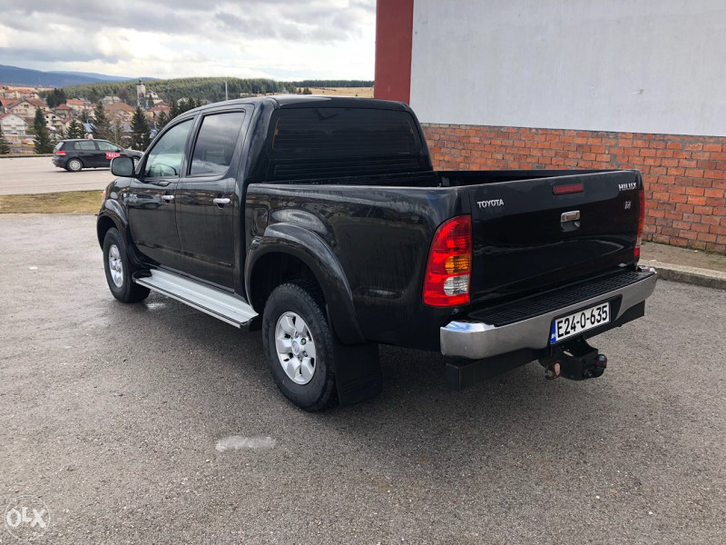 TOYOTA Hilux 3.0 D4D
