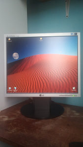 LG FLATRON L1750SQ monitor