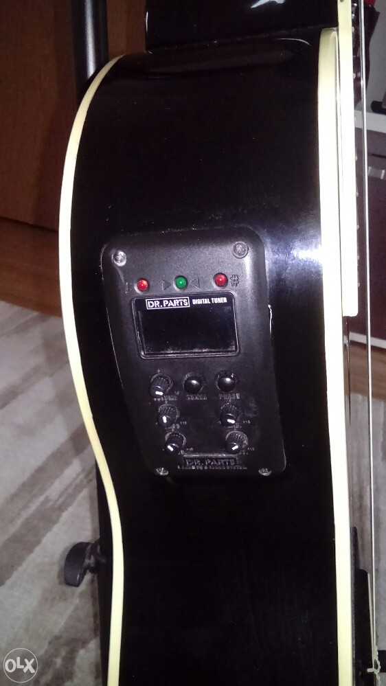 Klasicna gitara Valencia ozvucena Moze zamjena za TV