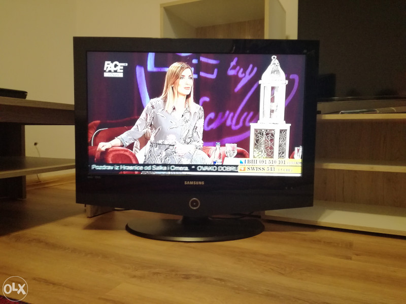 Samsung LCD TV 32" LE32R32B