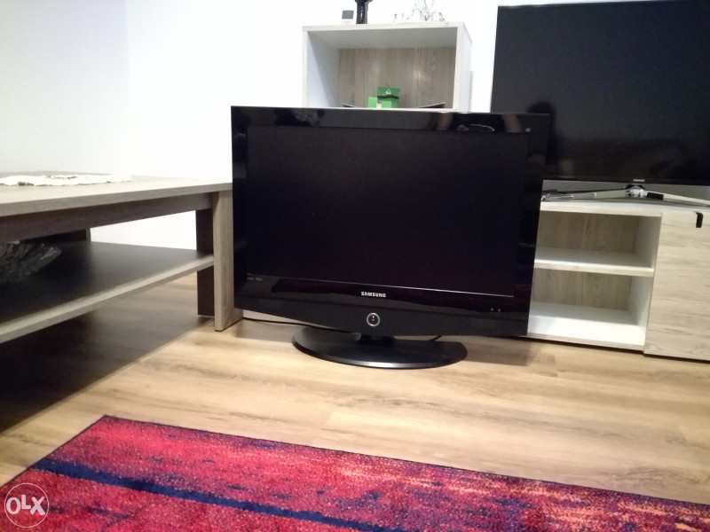 Samsung LCD TV 32" LE32R32B