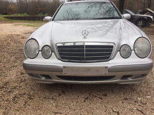 Mercedes E klasa 220 E220 W210 DIJELOVI okas