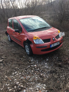 Renault Modus 2005 djelovi udaren ide pali vozi