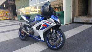 SUZUKI GSXR K8 1000