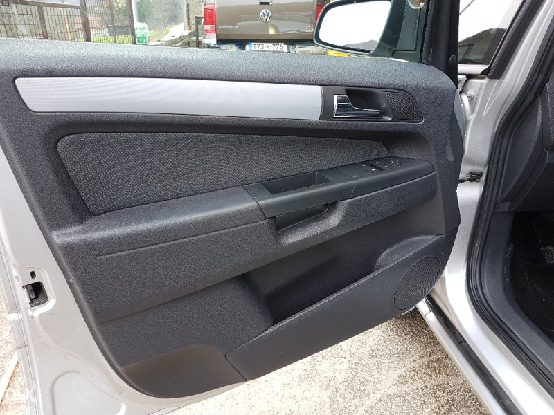 Opel Zafira 1.9 CDTI 2006.GOD 7 SJEDIŠTA **NOVO**