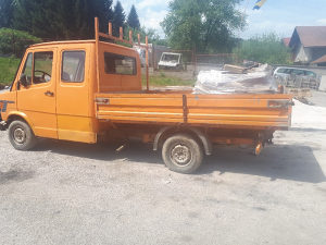 Mercedes 310