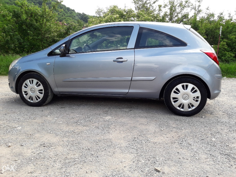 Opel Corsa 1.2b 2007 god. Extra stanje