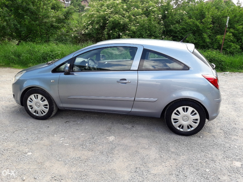 Opel Corsa 1.2b 2007 god. Extra stanje