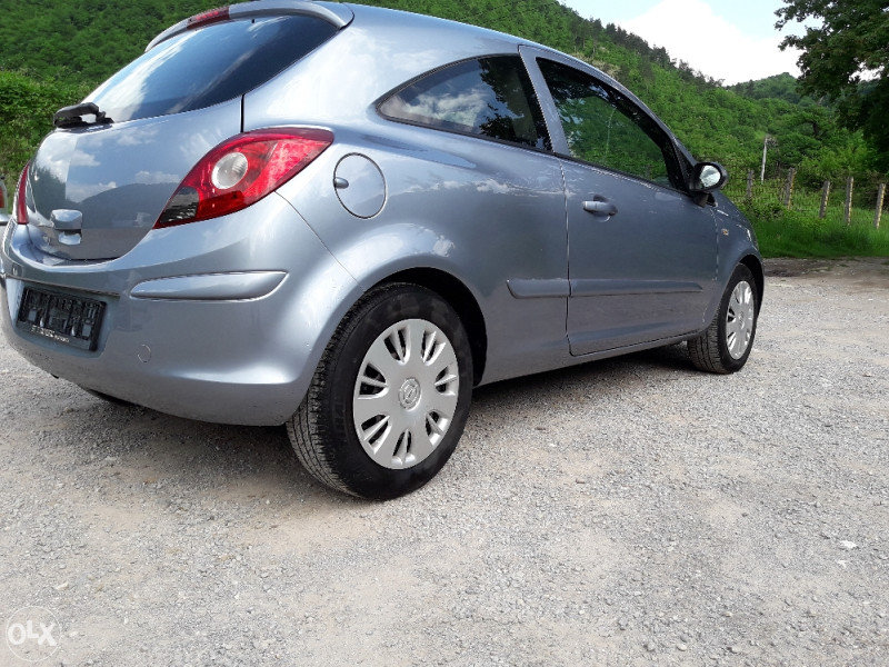 Opel Corsa 1.2b 2007 god. Extra stanje