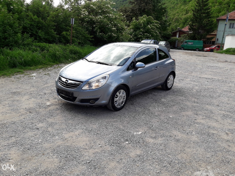 Opel Corsa 1.2b 2007 god. Extra stanje