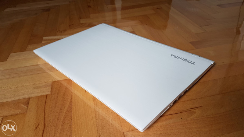 Toshiba Satellite C55 -C-1KR laptop, i3 5005U, nVidia
