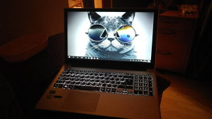 Laptop i5 ACER V5 15.6" Touch Screen